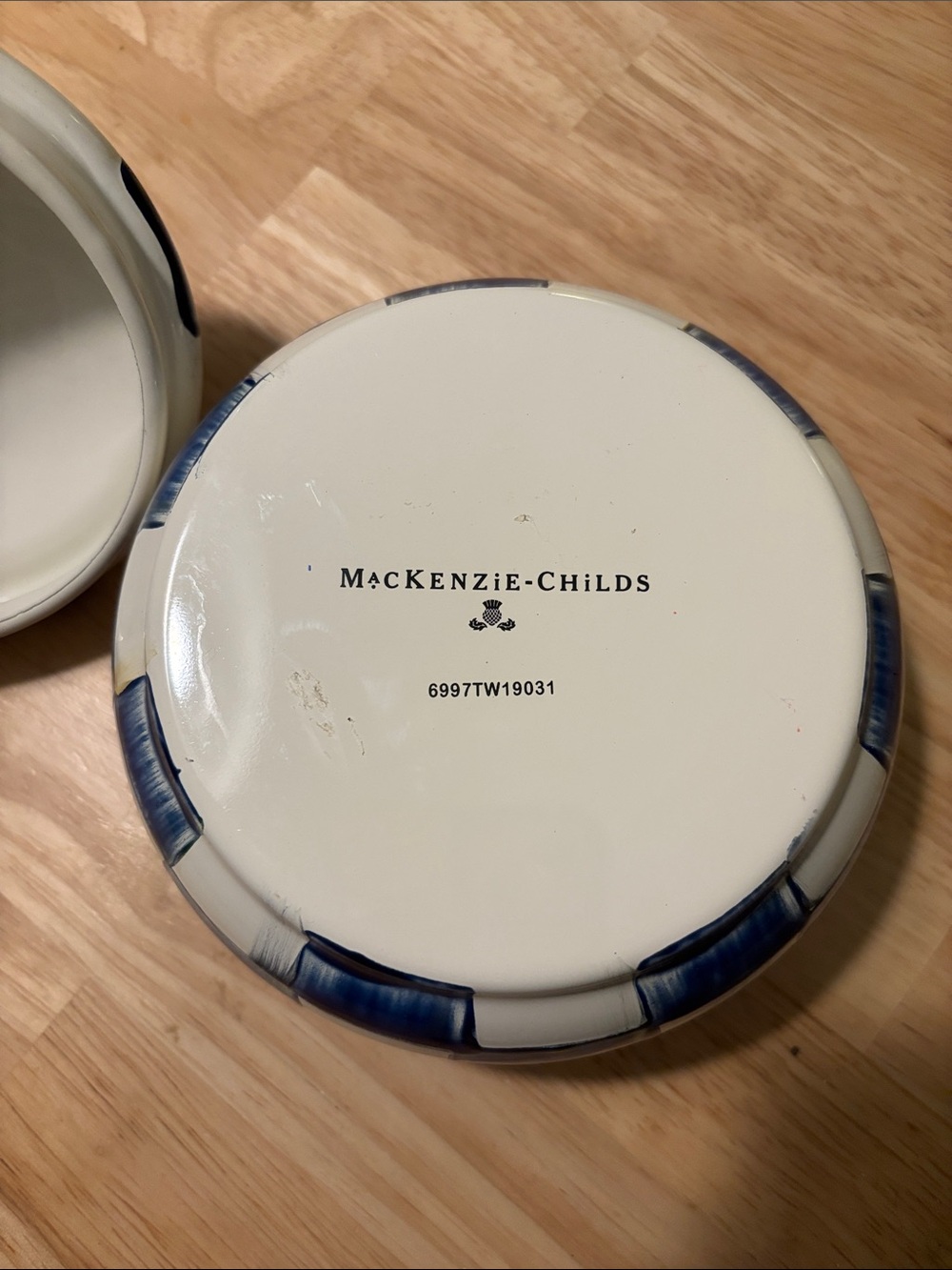 Mackenzie Childs Royal Blue & White Check Lidded squash pot - Picture 3 of 3